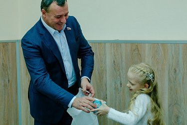 Особые подарки для особенных детей от Олега Димова