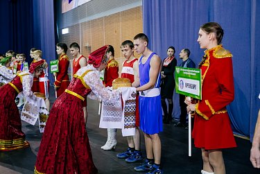 Боксерский турнир юниоров стартовал в Оренбурге