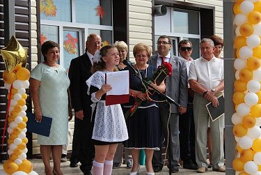 Депутаты поздравили школьников с 1 сентября