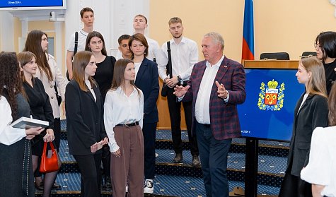 «За кулисами» парламентаризма