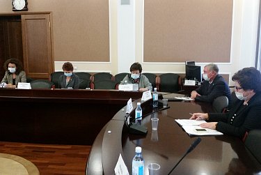 Комитет ЗС по социальной и демографической политике рекомендовал к принятию два законопроекта