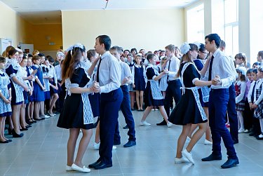 Андрей Аникеев: «Необходимо обеспечить качественное и доступное образование ученикам сельских школ»