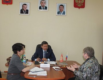 Владимир Кияев провел прием граждан