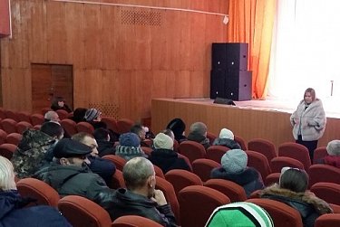 Депутаты фракции ЛДПР работали в районах области 