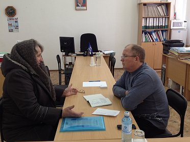 За помощью к депутату