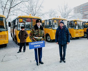 Обновлен школьный автобусный парк региона