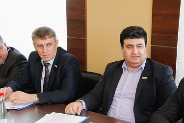 Совершенствуя региональное законодательство