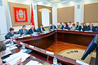 На расширенном заседании бюджетного комитета – о главном финансовом документе области