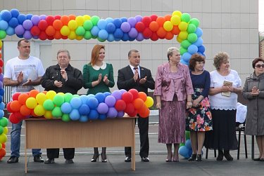 Для выпускников прозвенел последний школьный звонок