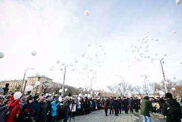 В Орске почтили память погибших в авиакатастрофе 