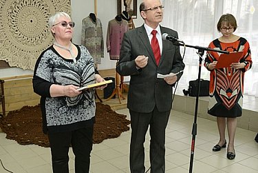 Сергей Романенко побывал на выставке самодеятельного художника