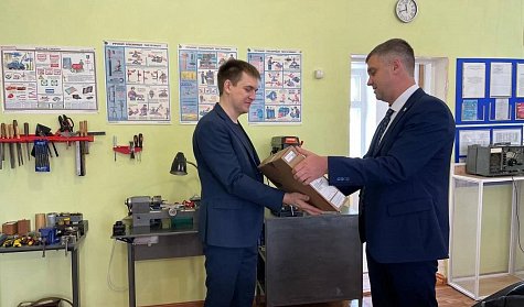 Дом радио и связи пополнился ноутбуком