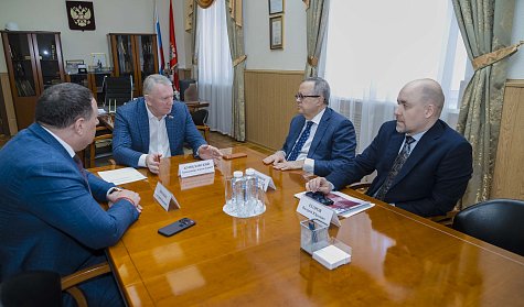 Рабочая встреча с представителями партии