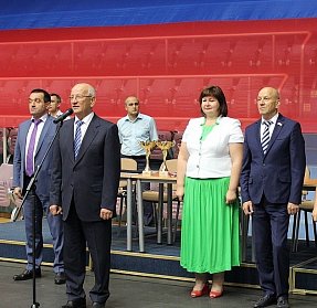 Геннадий Аверьянов приветствовал участников спартакиады «Спортивное долголетие»