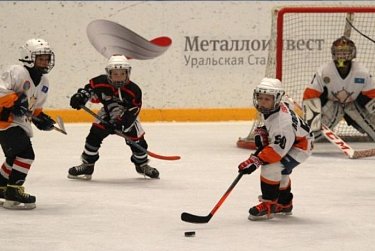 Евгений Маслов: «Турнир для юных хоккеистов – возможность померяться силами, площадка для общения, обмена мастерством»