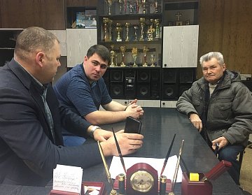 Депутаты работают с обращениями оренбуржцев