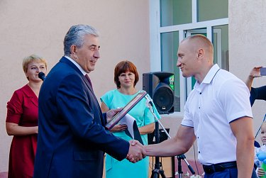 Сергей Грачев: «Для органов власти всех уровней – все школы центральные»