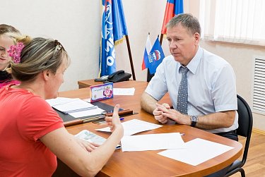 Александр Трубников провел прием граждан