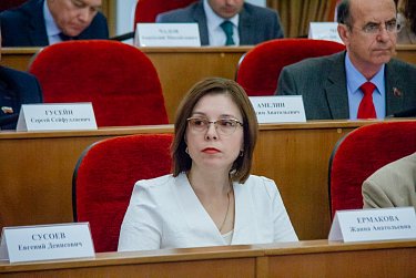 Депутаты совершенствуют региональное законодательство