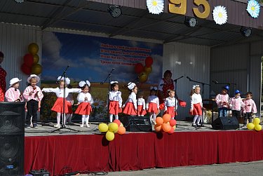 Поселку с «уральским характером» исполнилось 95