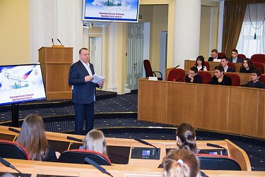 Открытый урок ведет Александр Куниловский