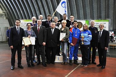 Спорт и труд рядом идут