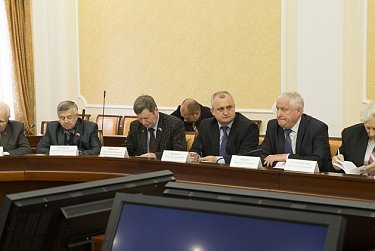 На заседании общественно-политического совета