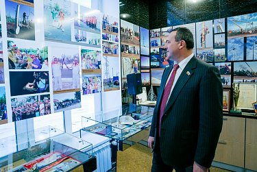 Олег Димов поздравил энергетиков