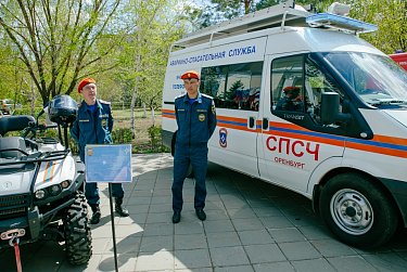 В Оренбурге отметили лучших пожарных
