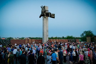 «Свеча памяти» зажглась в Оренбурге