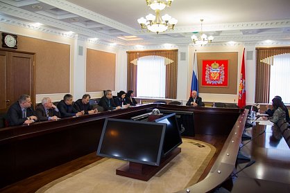Об использовании природных ископаемых – за «круглым столом»