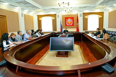 Профильные комитеты: подготовка к очередному заседанию