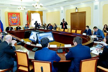 Развивать инвестиционную сферу региона