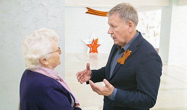 Жителям 14-го округа подарили праздничный концерт