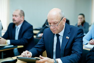 Депутаты провели День информации в Беляевском районе