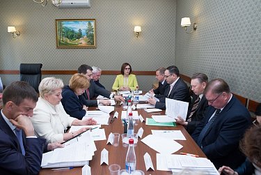 Об исполнении областного бюджета за 2016 год и бюджетных процессах