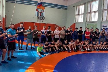 Для борцов из новых территорий РФ организовали тренировки