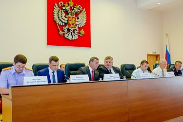 Олег Димов принял участие в обсуждении итогов работы оренбургских полицейских в первом полугодии