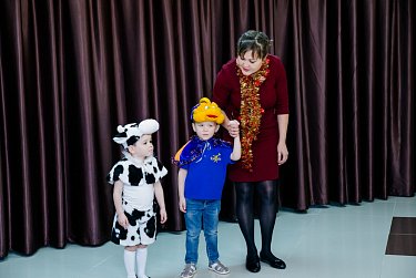 В Дом детства с подарками