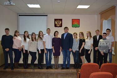 Молодые парламентарии выстраивают взаимодействие с территориями