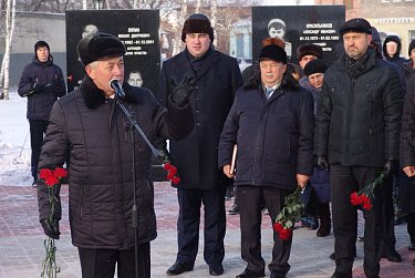 В Абдулино после реконструкции открыли Аллею памяти