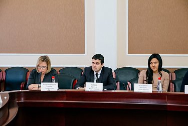 Законы социального характера