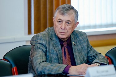 О поддержке социально-ориентированных НКО