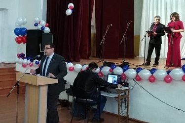  Сергей Бабин поздравил старейшее профессиональное учебное заведение области