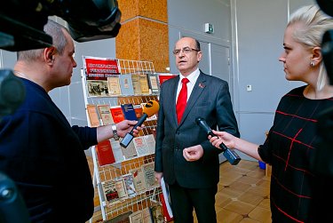 В Оренбурге прошел «круглый стол» к 100-летию Октябрьской революции 