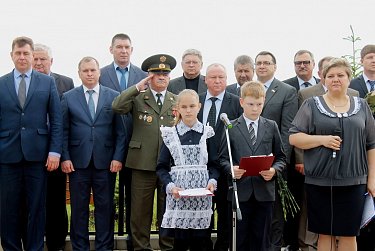 Быть достойными подвигов дедов и отцов