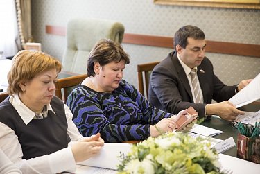 На заседании бюджетного комитета