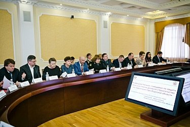 Аркадий Швецов принял участие в рабочем совещании по защите прав участников долевого строительства