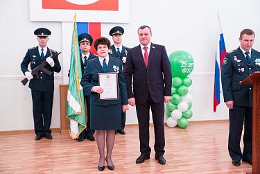 Олег Димов поздравил работников таможенной службы