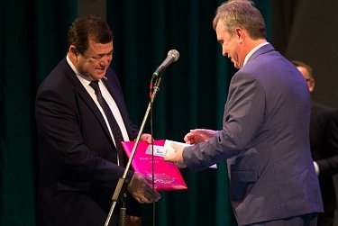 Работников автотранспортной сферы Орска отметили наградами